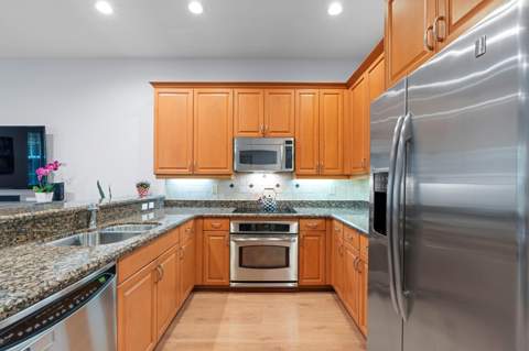 1057 E Heritage Club Circle, Delray Beach FL - photo 8 of 48