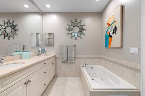 1057 E Heritage Club Circle, Delray Beach FL - photo 12 of 48