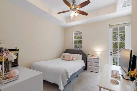 1057 E Heritage Club Circle, Delray Beach FL - photo 18 of 48