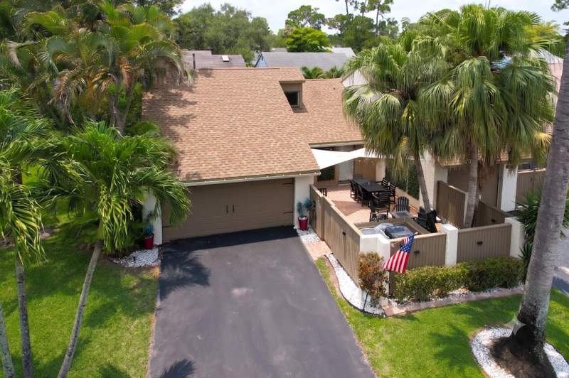 2 bedroom Townhouse at 12600 Shady Pines Court, Hidden Pines Of Wellington, Wellington — photo 3
