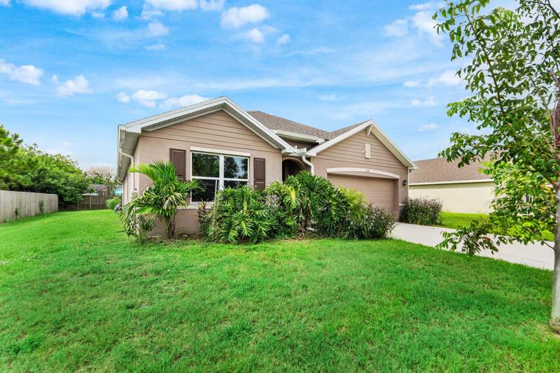 4 bedroom Single Family Residence at 626 SW Ester Avenue, Port St Lucie Section 27, Port St. Lucie — photo 3