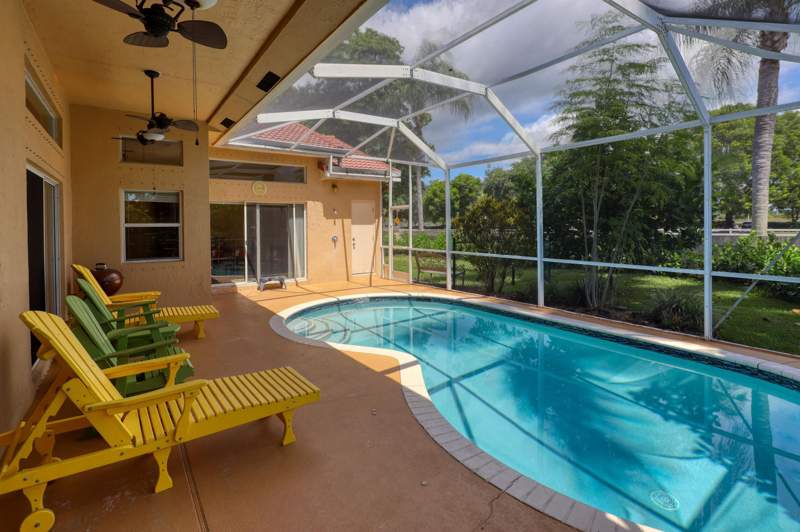 4 bedroom Single Family Residence at 10303 NW 54th Place, Brookside North, Coral Springs — photo 2