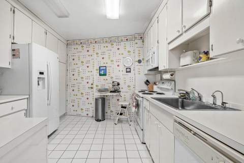44 Cocoanut Row #222b, Palm Beach FL - photo 18 of 38