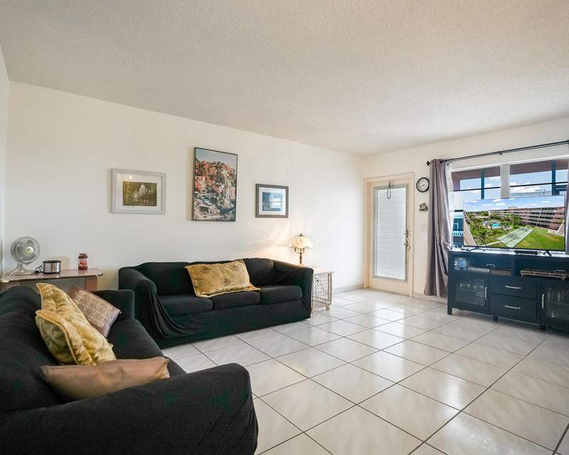 1 bedroom Condominium at 180 NE 12th Avenue #15E, Eldorado Plaza West Condo, Hallandale Beach — photo 3