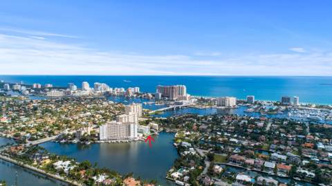 353 Sunset Drive #202, Fort Lauderdale FL - photo 6 of 44