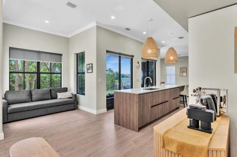 8289 NW 38th Street, Cooper City FL - photo 15 of 50