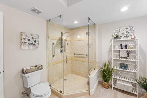 815 NW Flagler Avenue #201, Stuart FL - photo 24 of 51