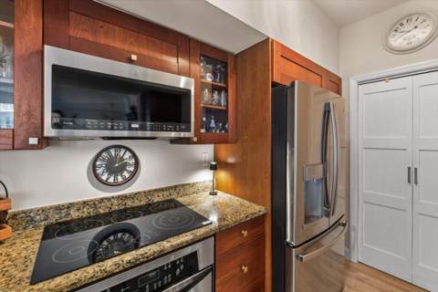 815 NW Flagler Avenue #201, Stuart FL - photo 6 of 51