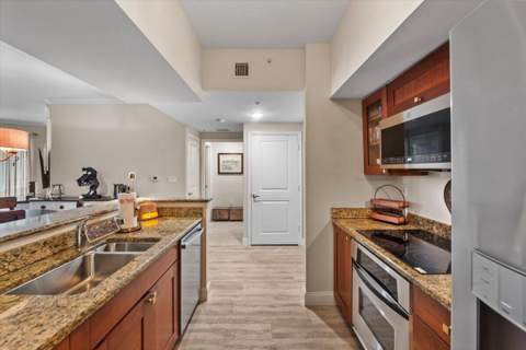 815 NW Flagler Avenue #201, Stuart FL - photo 7 of 51