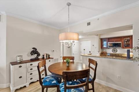 815 NW Flagler Avenue #201, Stuart FL - photo 9 of 51