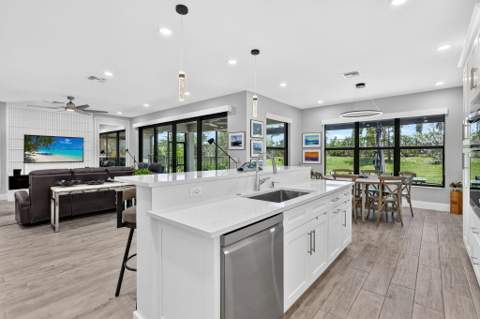 11550 SW Oceanfront Court, Port St. Lucie FL - photo 24 of 59