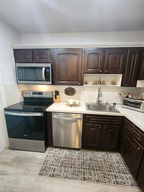 4900 Washington Street #307, Hollywood FL - photo 6 of 40