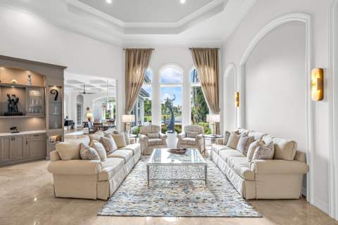 17582 Middle Lake Drive, Boca Raton FL - photo 9 of 36