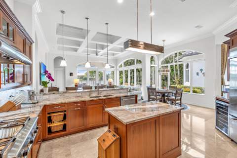 17582 Middle Lake Drive, Boca Raton FL - photo 15 of 36