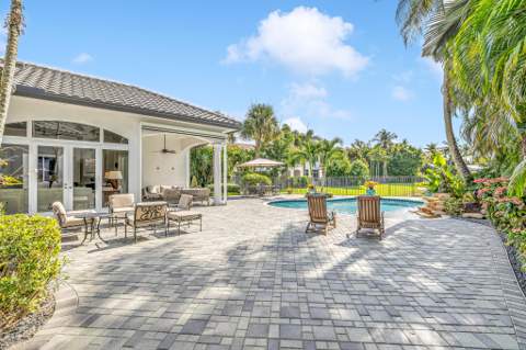 17582 Middle Lake Drive, Boca Raton FL - photo 20 of 36