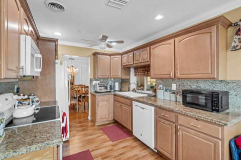 4159 NW 52nd Avenue, Lauderdale Lakes FL - photo 11 of 28