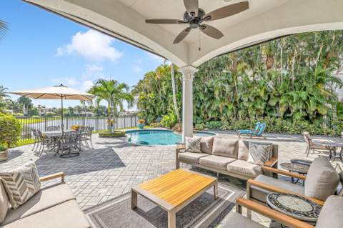 17582 Middle Lake Drive, Boca Raton FL - photo 18 of 36