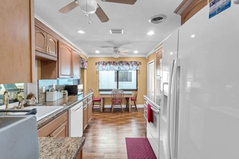 4159 NW 52nd Avenue, Lauderdale Lakes FL - photo 10 of 28