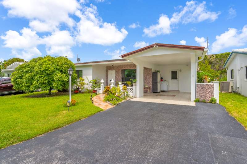 2 bedroom Single Family Residence at 4159 NW 52nd Avenue, Oakland Estates 7th Section, Lauderdale Lakes — photo 2