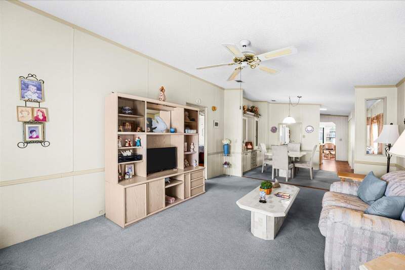 2 bedroom Manufactured Home at 484 Tropical Isles Circle #D-32, Tropical Isles, Fort Pierce — photo 4