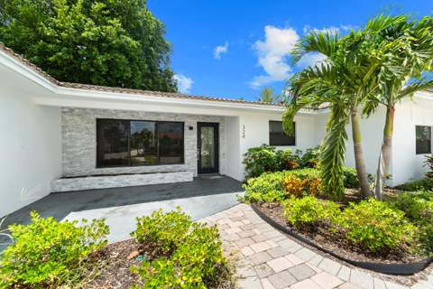 324 Bamboo Road, Palm Beach Shores FL - photo 6 of 46