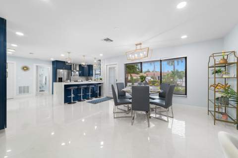 324 Bamboo Road, Palm Beach Shores FL - photo 15 of 46
