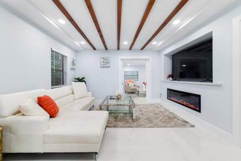 324 Bamboo Road, Palm Beach Shores FL - photo 17 of 46
