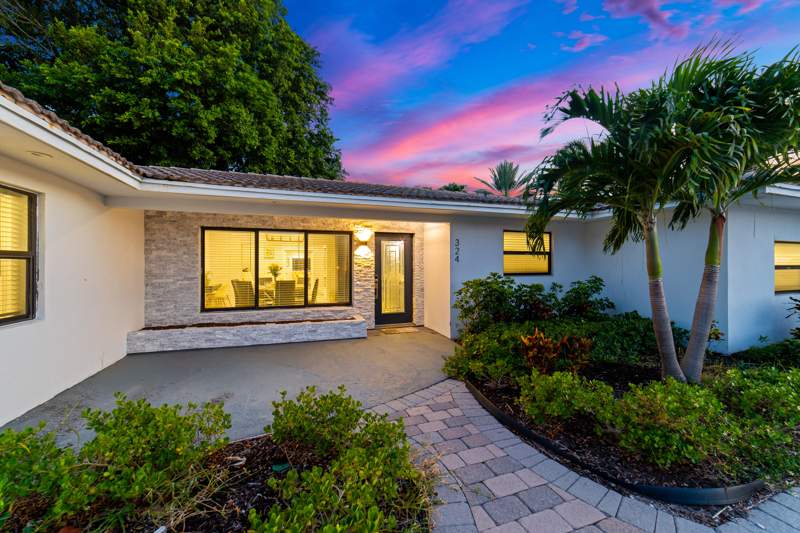 4 bedroom Single Family Residence at 324 Bamboo Road, Palm Beach Shores, Palm Beach Shores — photo 5