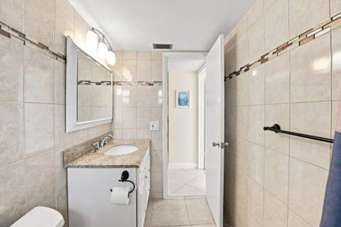2223 NE 1st Court #101, Boynton Beach FL - photo 21 of 32