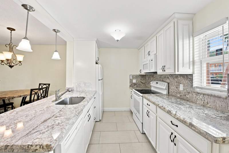 2 bedroom Condominium at 2223 NE 1st Court #101, Village Royale Condo 4, Boynton Beach — photo 4