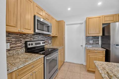 6691 Old Farm Trail, Boynton Beach FL - photo 11 of 44