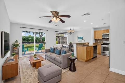 6691 Old Farm Trail, Boynton Beach FL - photo 6 of 44