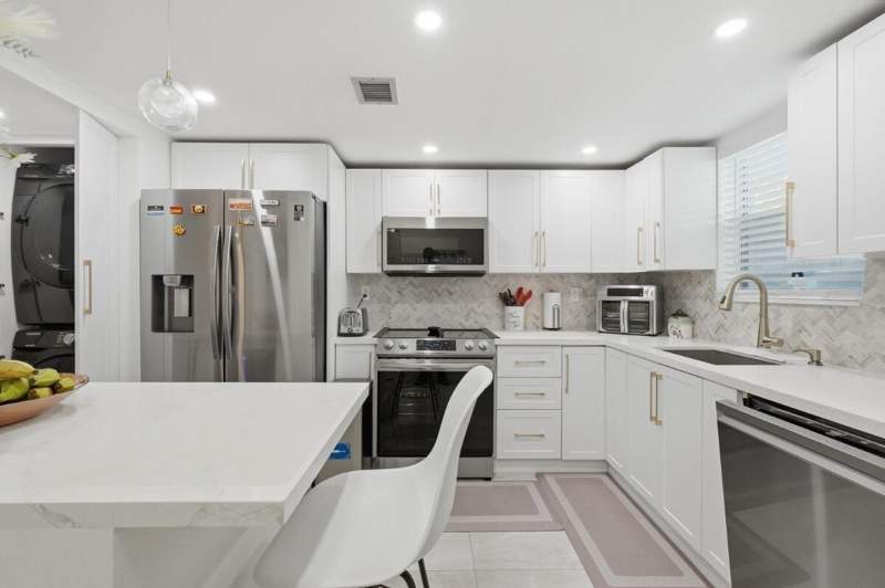 2 bedroom Condominium at 6100 NW 44th Street #104, Greens Of Inverrary Phase I, Lauderhill — photo 5
