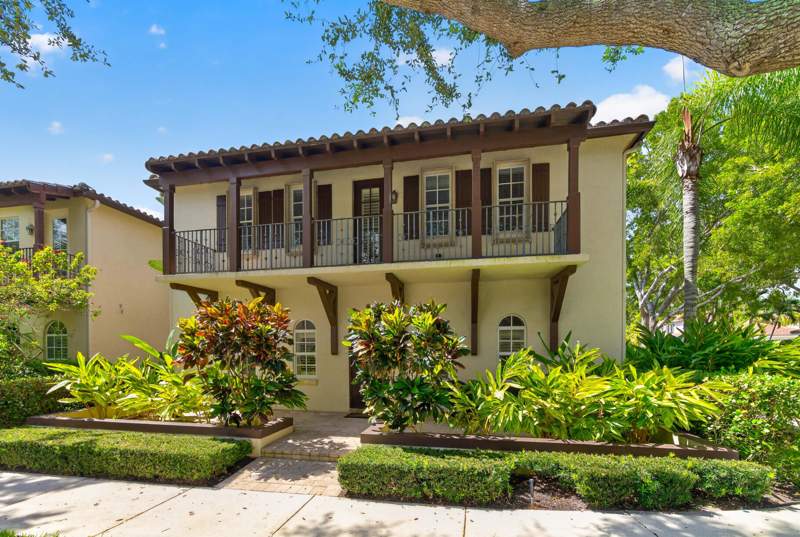 6 bedroom Single Family Residence at 116 Santiago Drive, Valencia At Abacoa, Jupiter — photo 3