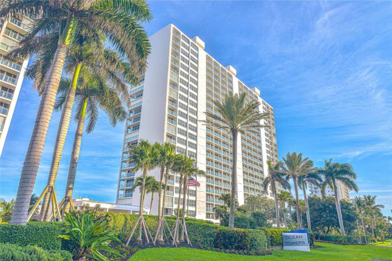 2 bedroom Condominium at 2800 S Ocean Boulevard #15L, Ocean Towers Condo, Boca Raton — photo 3