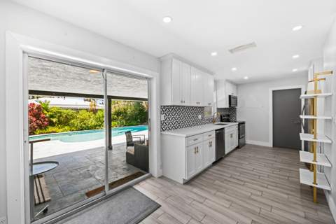 1226 SE 14th Street, Deerfield Beach FL - photo 7 of 31