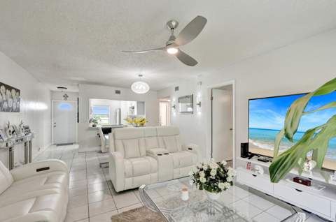130 Lake Meryl Drive #227, West Palm Beach FL - photo 19 of 46