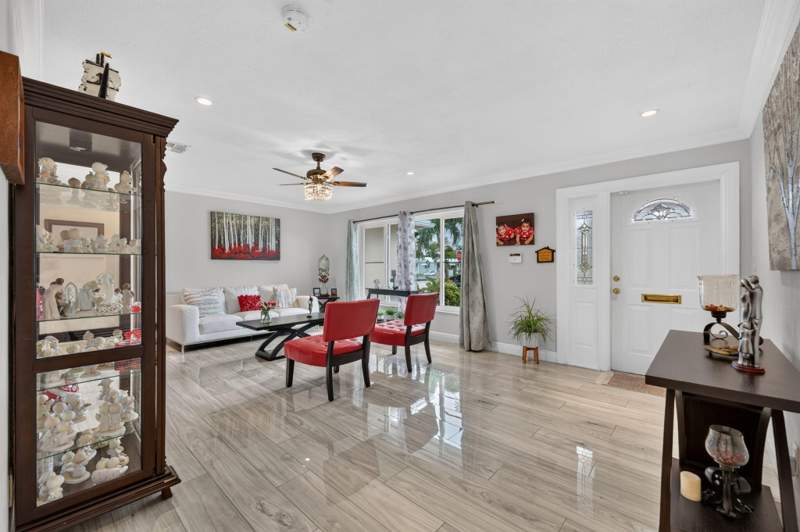 2 bedroom Single Family Residence at 4716 NW 49th Place, Mainlands Of Tamarac Lakes, Tamarac — photo 5