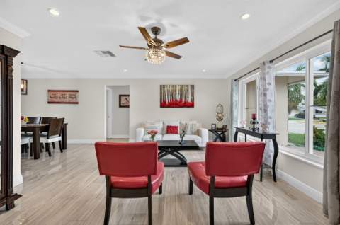 4716 NW 49th Place, Tamarac FL - photo 6 of 34