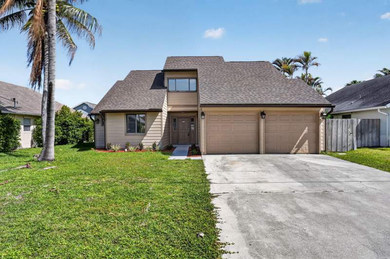 3 bedroom Single Family Residence at 6119 Mullin Street, North Palm Beach Heights, Jupiter — photo 2