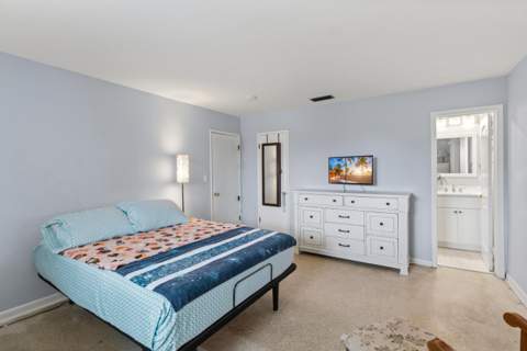 2780 NW 26th Avenue, Oakland Park FL - photo 11 of 45