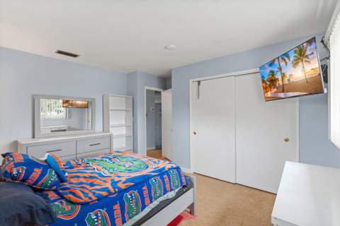 2780 NW 26th Avenue, Oakland Park FL - photo 13 of 45