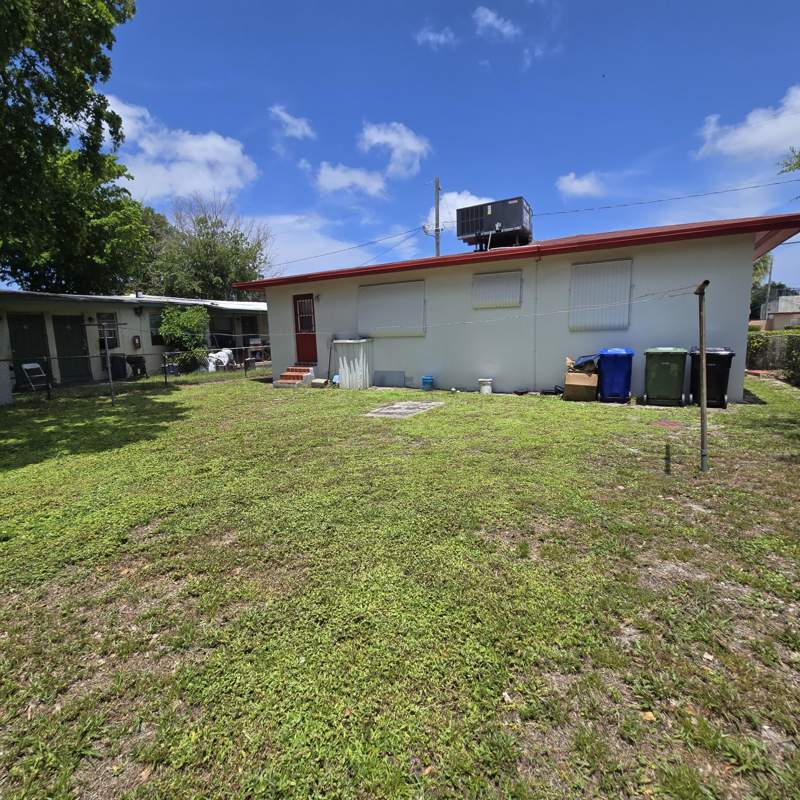 3 bedroom Single Family Residence at 617 NW 13th Terrace, Lincoln Park Corr Plat, Fort Lauderdale — photo 2