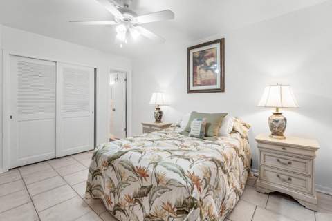 3120 Lake Osborne Drive #Bldg 7 Apt106, Lake Worth Beach FL - photo 17 of 44