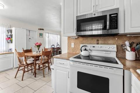 3120 Lake Osborne Drive #Bldg 7 Apt106, Lake Worth Beach FL - photo 9 of 44