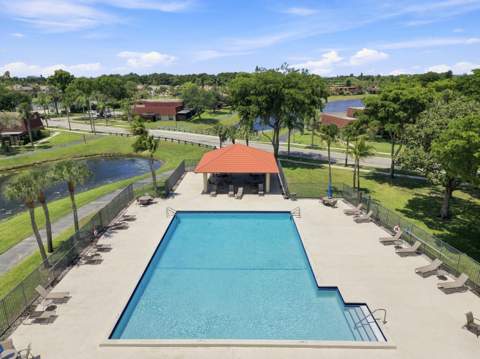 8554 Boca Rio Drive, Boca Raton FL - photo 9 of 37