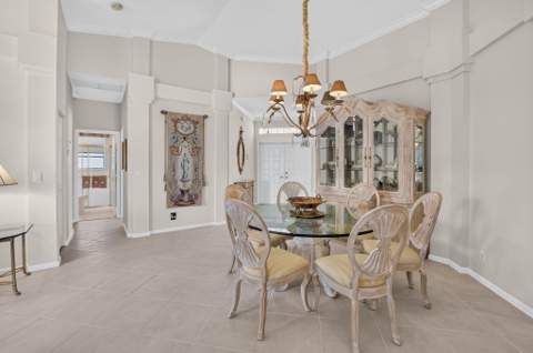 9773 Arbor View Drive, Boynton Beach FL - photo 9 of 50