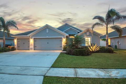 5455 Lugo Street, Fort Pierce FL - photo 6 of 51