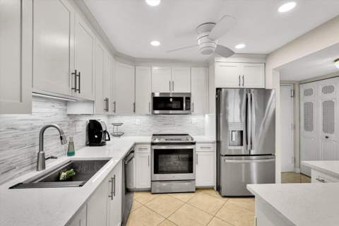 3520 S Ocean Boulevard #L405, South Palm Beach FL - photo 6 of 42