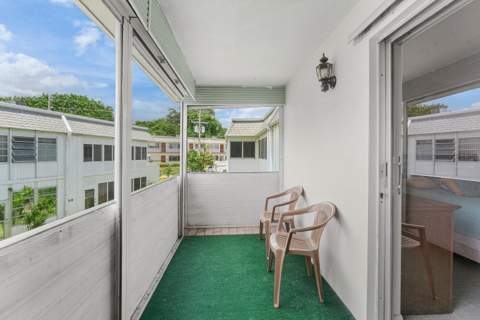 3160 Lake Osborne Drive #Bldg 6 Unit 206, Lake Worth Beach FL - photo 14 of 37